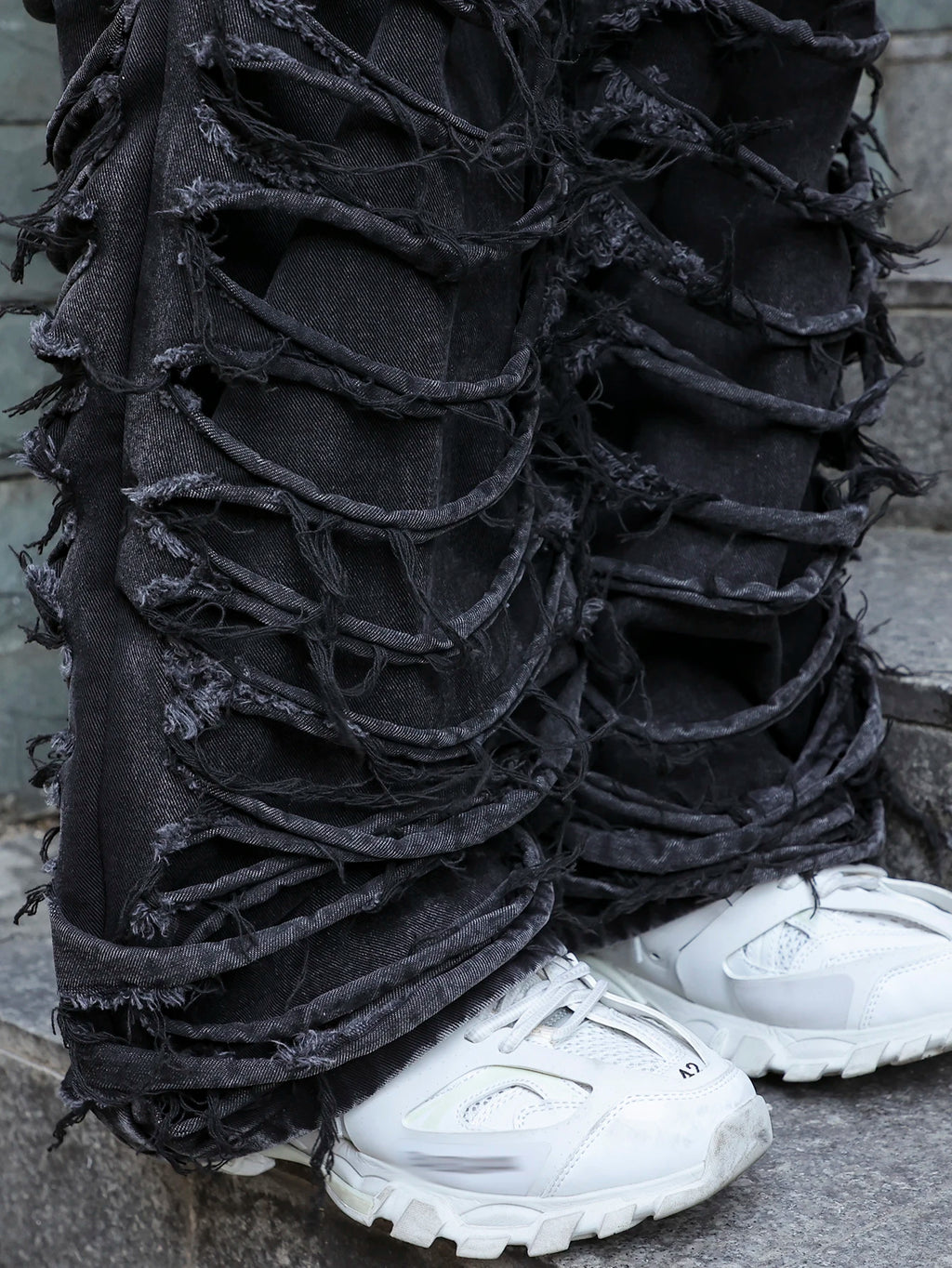 Men's black (ripped holes) Jeans