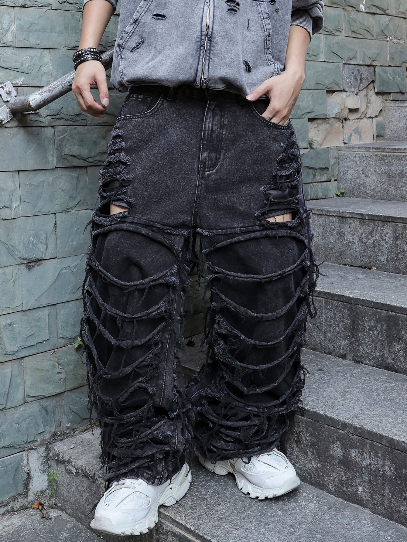 Men's black (ripped holes) Jeans