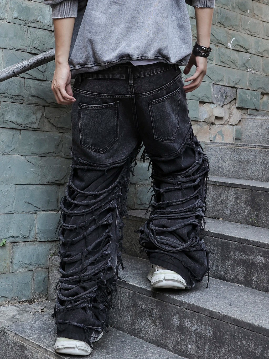 Men's black (ripped holes) Jeans