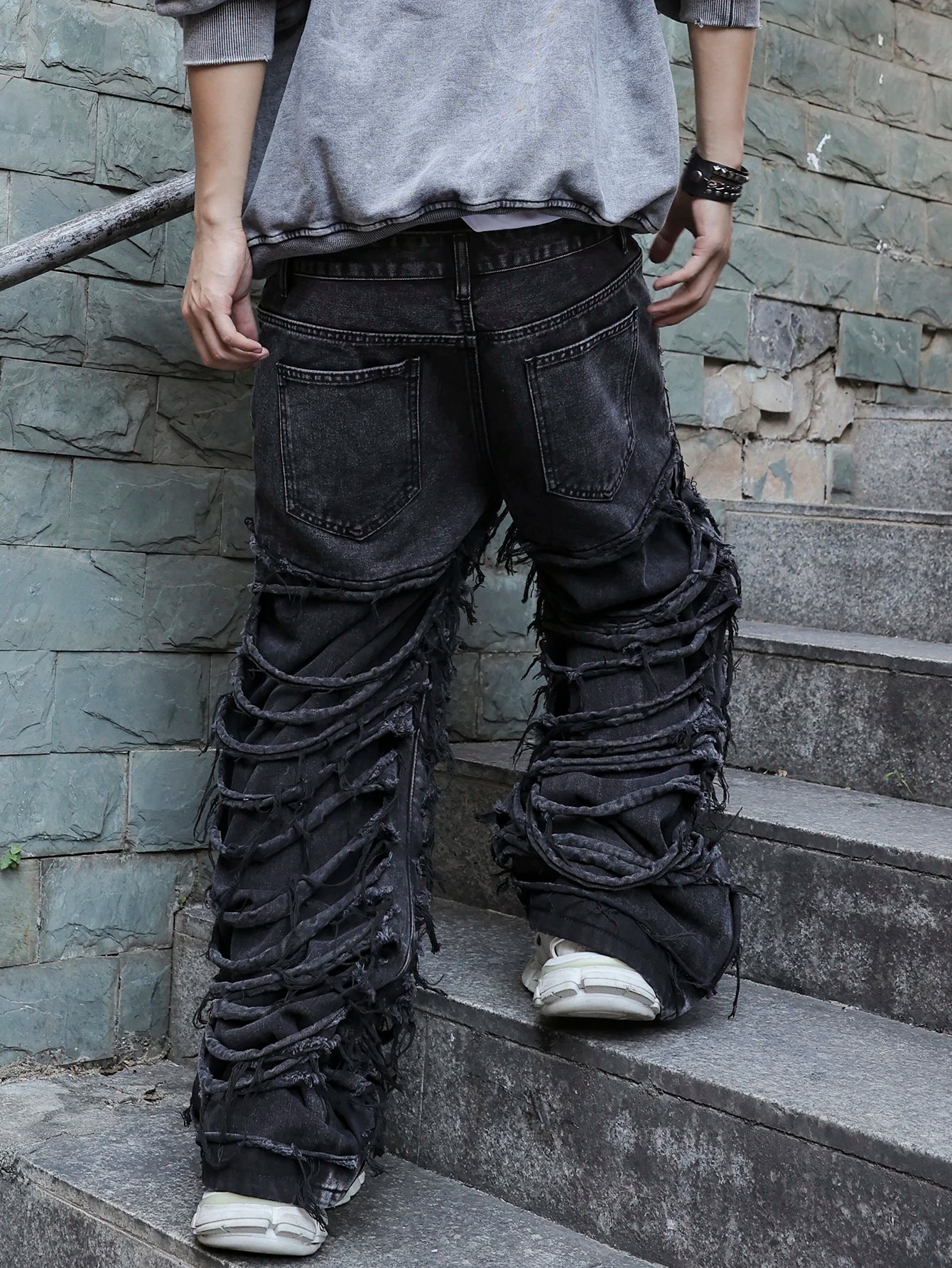Men's black (ripped holes) Jeans