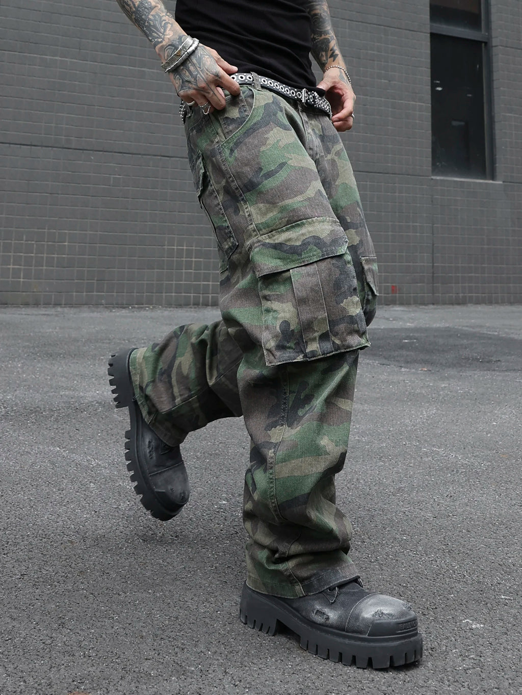 Men's camouflage utility jeans