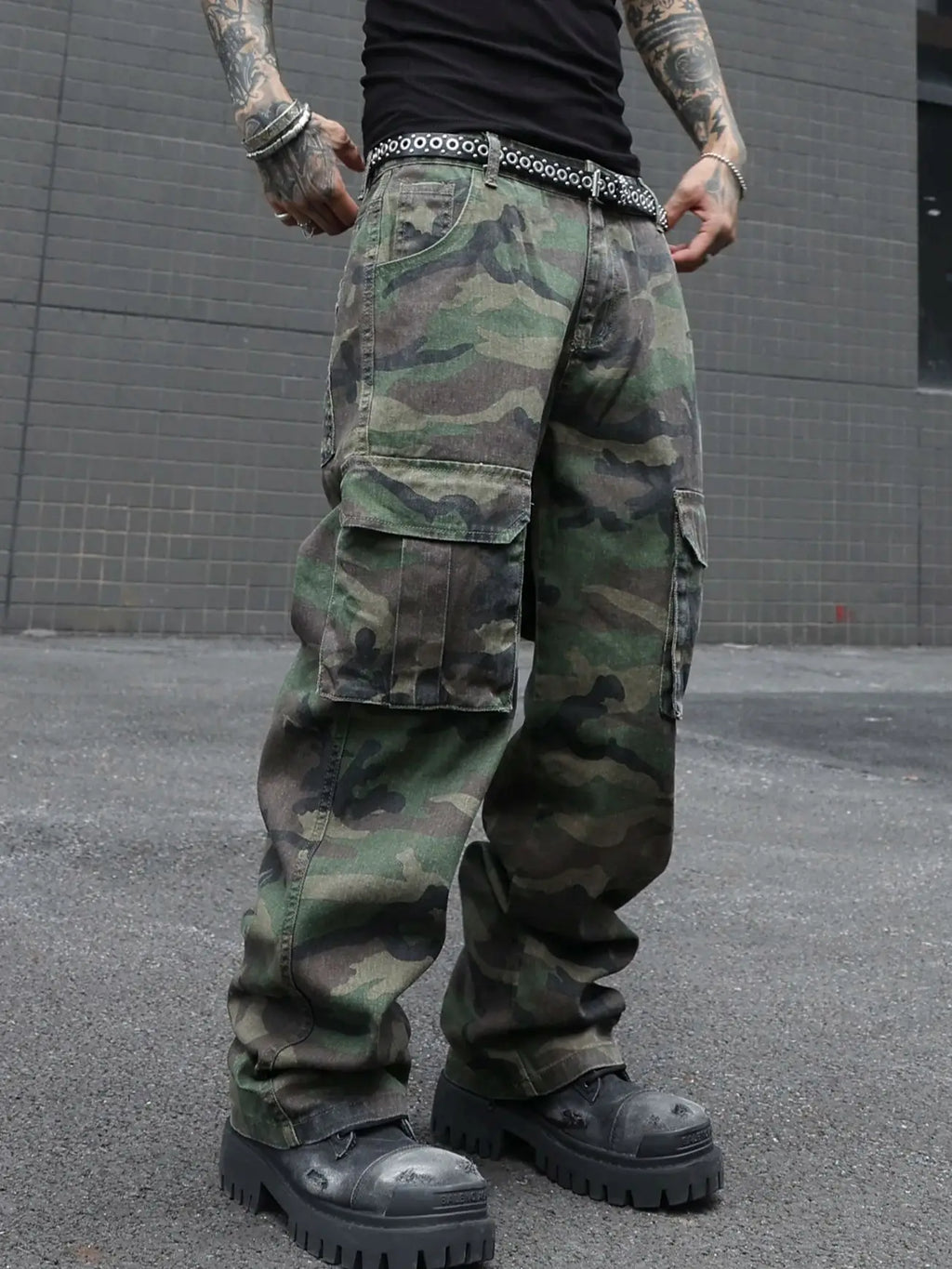 Men's camouflage utility jeans