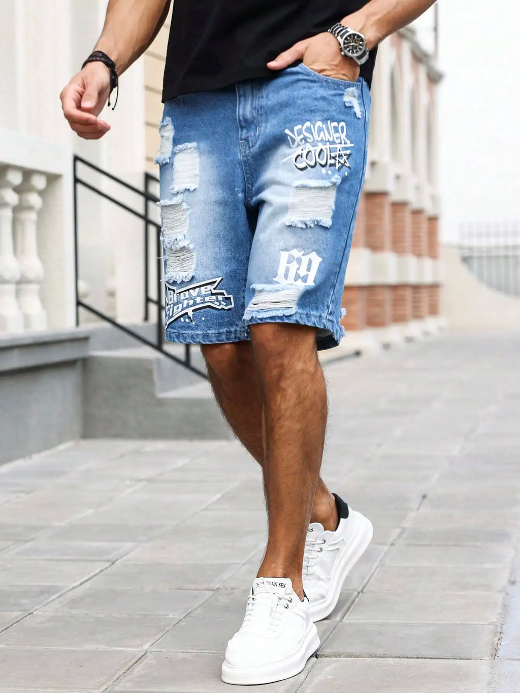 Ripped denim shorts